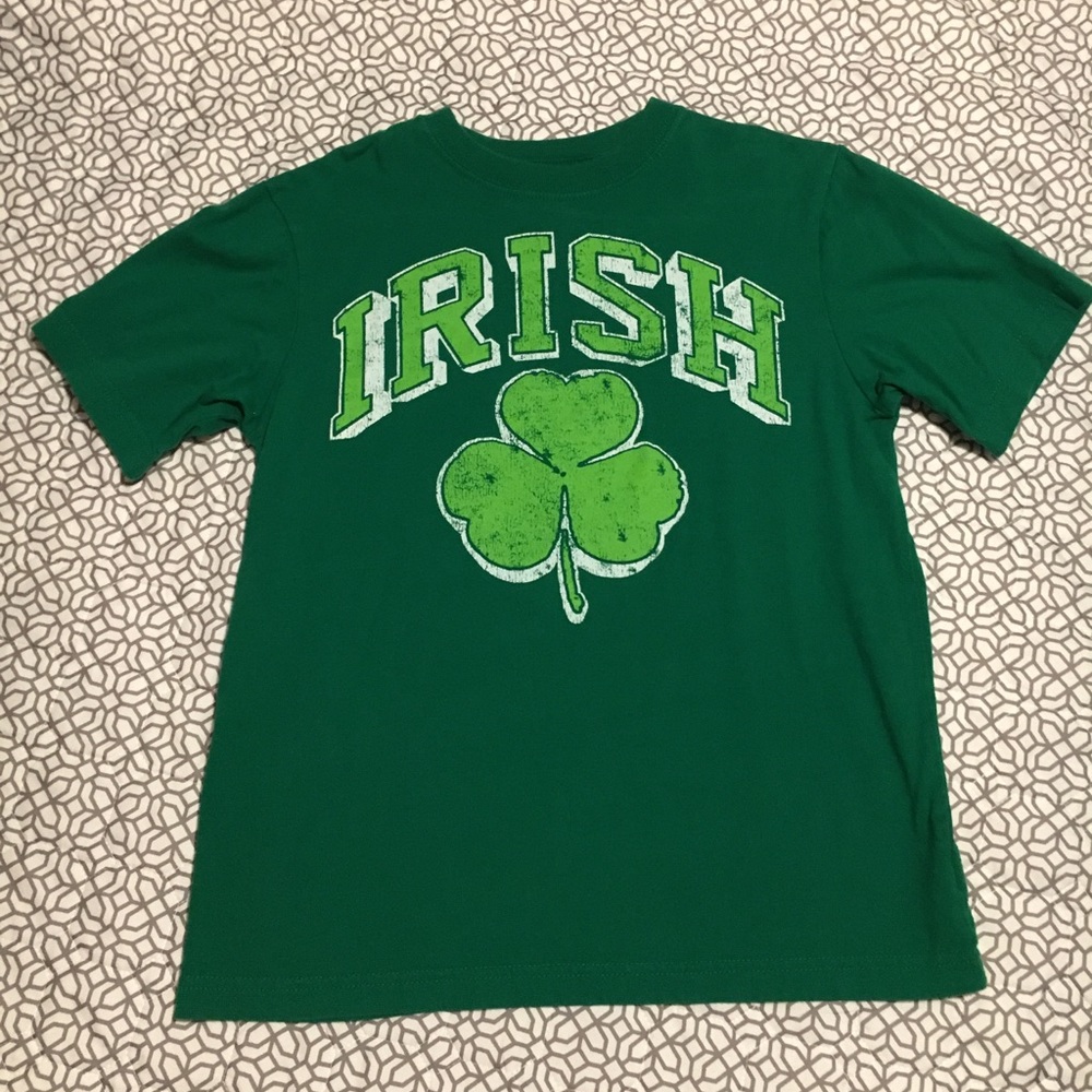 Boys Children’s Place Irish T-Shirt size Medium